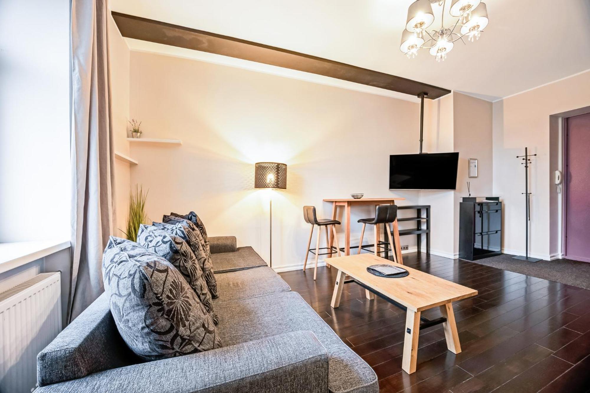 Luxury Apartment In The Heart Of Talin Exterior foto